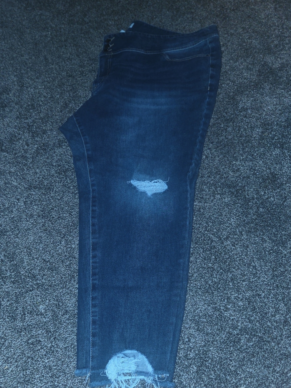 Women’s Dark Blue Distressed Skinny Jeans
